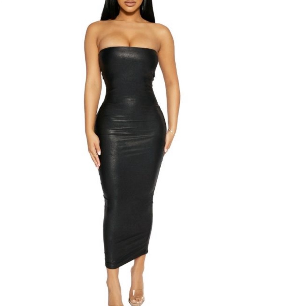 Naked wardrobe dress